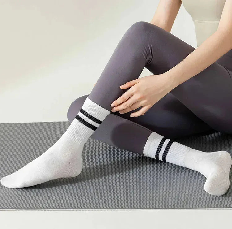 SKIN ELITE CO™ Pilates Grip Socks