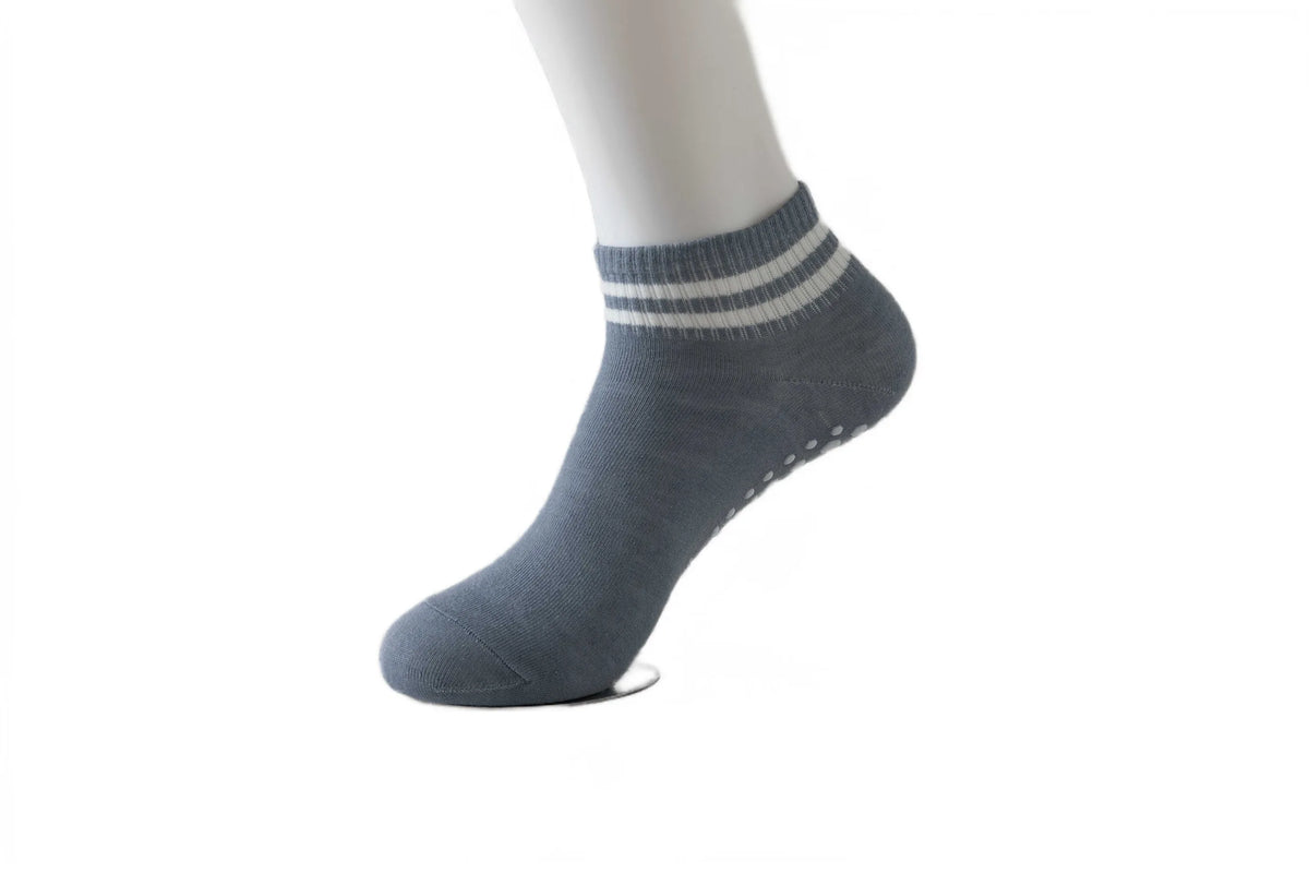 SKIN ELITE CO™ Studio Grip Socks