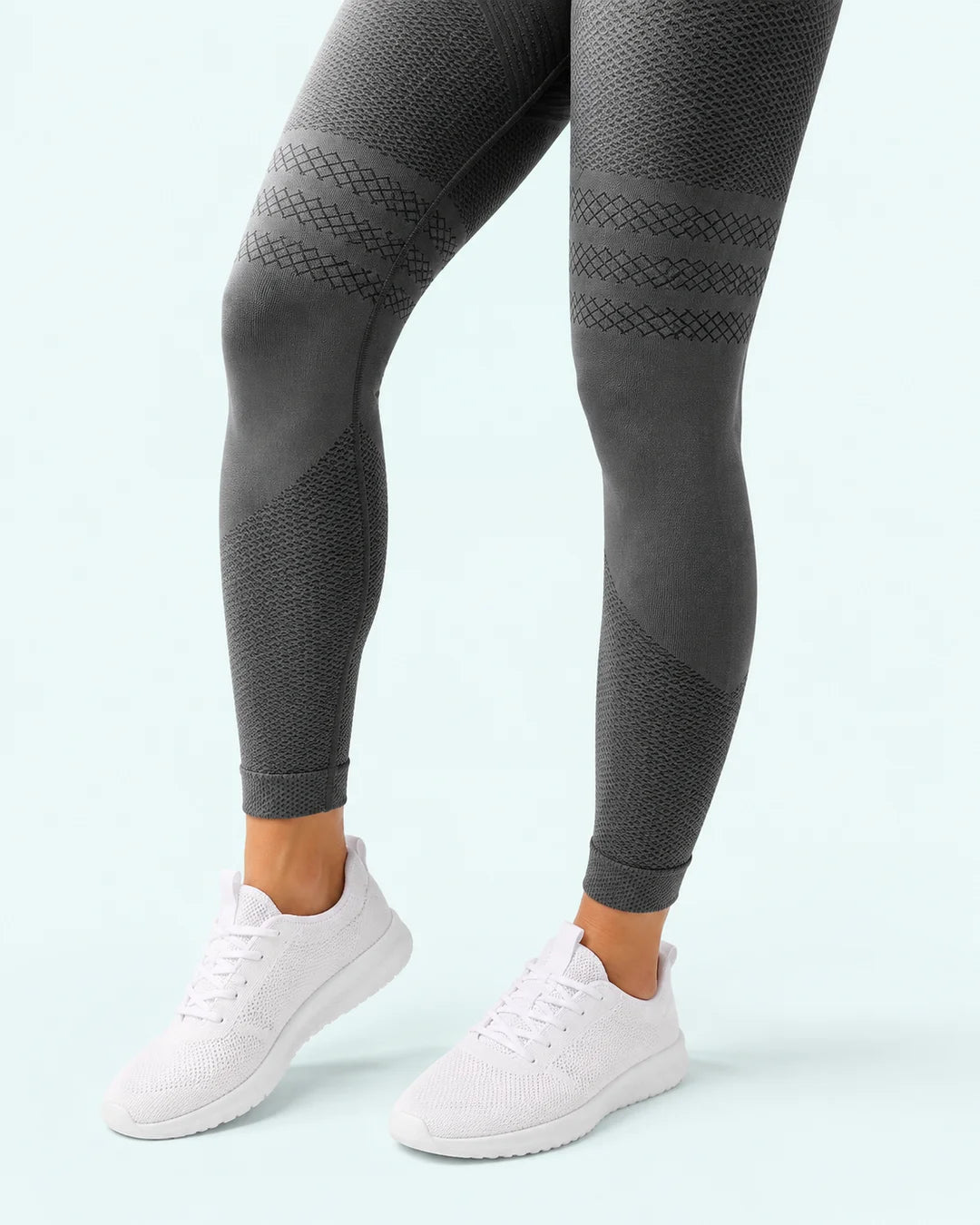 Breathable knit detail of SKIN ELITE CO. Contour Seamless Leggings